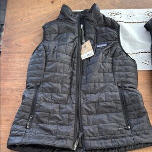 Patagonia Black Quilted Puffer Vest